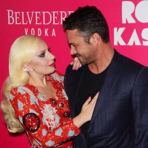 La chanteuse Lady Gaga et son fiancé Taylor Kinney - Première de "Rock The Kasbah" à New York, le 19 octobre 2015.