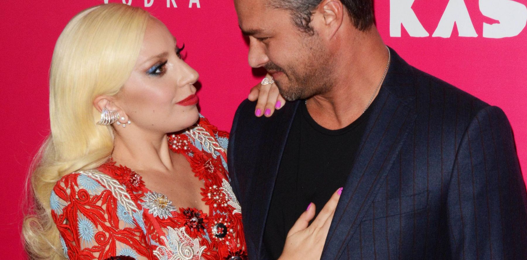 Lady Gaga Un mariage et comeback bien mystérieux... Purepeople