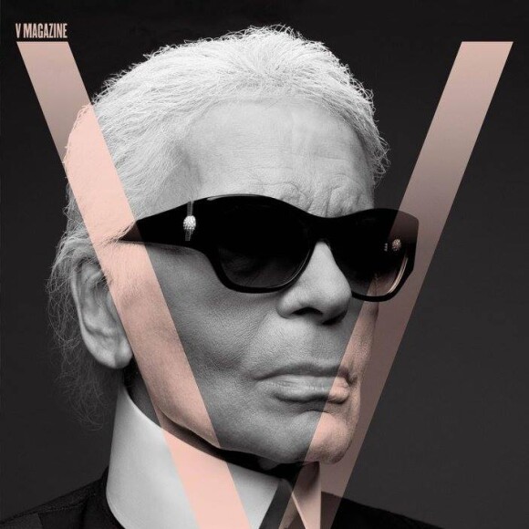 Lady Gaga, rédactrice en chef invitée de "V Magazine" pour un hommage à Alexander McQueen - printemps 2016. La chanteuse a choisi 16 couvertures différentes sur lesquelles ont retrouvent le regretté créateur britannique, ses muses Isabella Blow et Daphne Guinness, ainsi que Karl Lagerfeld, Hedi Slimane ou encore le mannequin Cierra Skye.