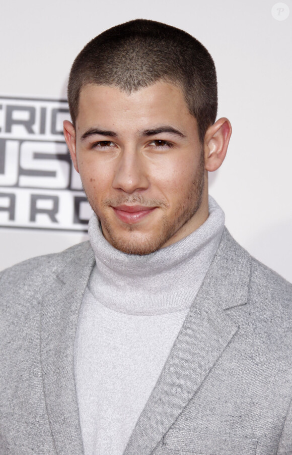 Nick Jonas - 43ème cérémonie annuelle des "American music awards" à Los Angeles le 23 novembre 2015.