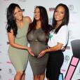 Christina Milian (à droite), Danielle Milian enceinte, Elizabeth Flores - 4e édition du BeautyCon LA Festival à Los Angeles, le 11 juillet 2015