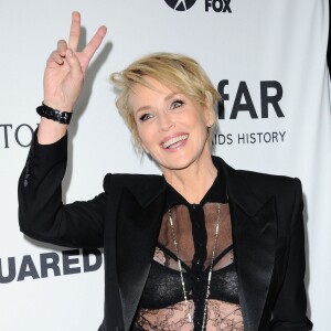 Sharon Stone au gala de l'amfAR à Los Angeles, le 29 octobre 2015.