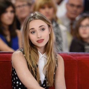 Chloé Jouannet (fille d'Alexandra Lamy) - Enregistrement de l'émission "Vivement Dimanche" à Paris le 11 Fevrier 2015.