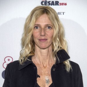 Sandrine Kiberlain - Soirée des Révélations César 2016 dans les salons de la maison Chaumet place Vendôme à Paris, le 11 janvier 2016.