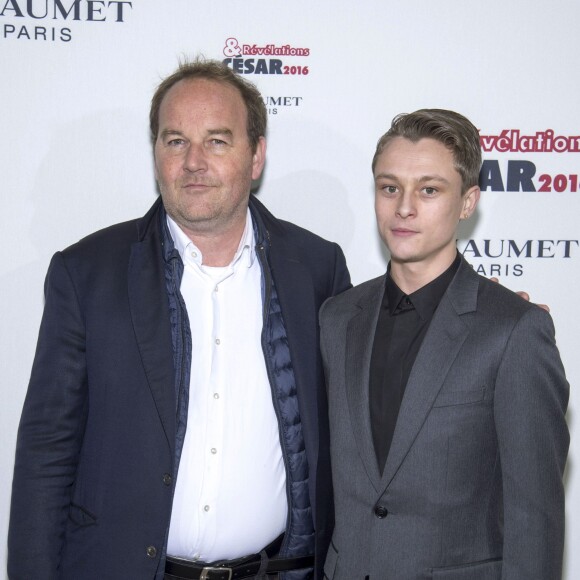 Xavier Beauvois et Rod Paradot - Soirée des Révélations César 2016 dans les salons de la maison Chaumet place Vendôme à Paris, le 11 janvier 2016.