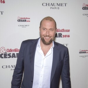 François Damiens - Soirée des Révélations César 2016 dans les salons de la maison Chaumet place Vendôme à Paris, le 11 janvier 2016.