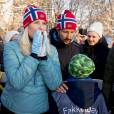 La princesse Mette-Marit, son mari le prince Haakon et leur fils le prince Sverre Magnus - La famille royale de Norvège participe aux activités de sports d'hiver organisées devant le palais royal lors des festivités pour le 25ème anniversaire de règne du roi Harald de Norvège à Oslo, le 17 janvier 2016.