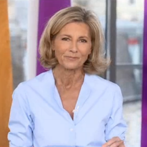 L'animatrice Claire Chazal, dans Entrée libre, sur France 5, le lundi 18 janvier 2016.