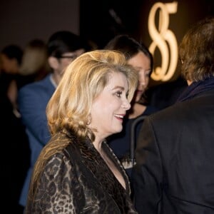 Catherine Deneuve - Photocall du 85ème anniversaire de la montre Jaeger-LeCoultre Reverso à Genève le 18 janvier 2016