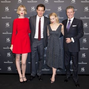 Eva Riccobono, Clive Owen, Sarah Gadon et Daniel Riedo (PDG de Jaeger-LeCoultre) - Photocall du 85ème anniversaire de la montre Jaeger-LeCoultre Reverso à Genève le 18 janvier 2016