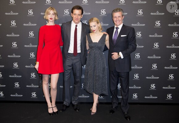 Eva Riccobono, Clive Owen, Sarah Gadon et Daniel Riedo (PDG de Jaeger-LeCoultre) - Photocall du 85ème anniversaire de la montre Jaeger-LeCoultre Reverso à Genève le 18 janvier 2016
