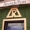 Vue de la boutique Alexandre Reza à Paris en janvier 2001. Le joaillier du gotha est décédé le 15 janvier 2016 à 93 ans.