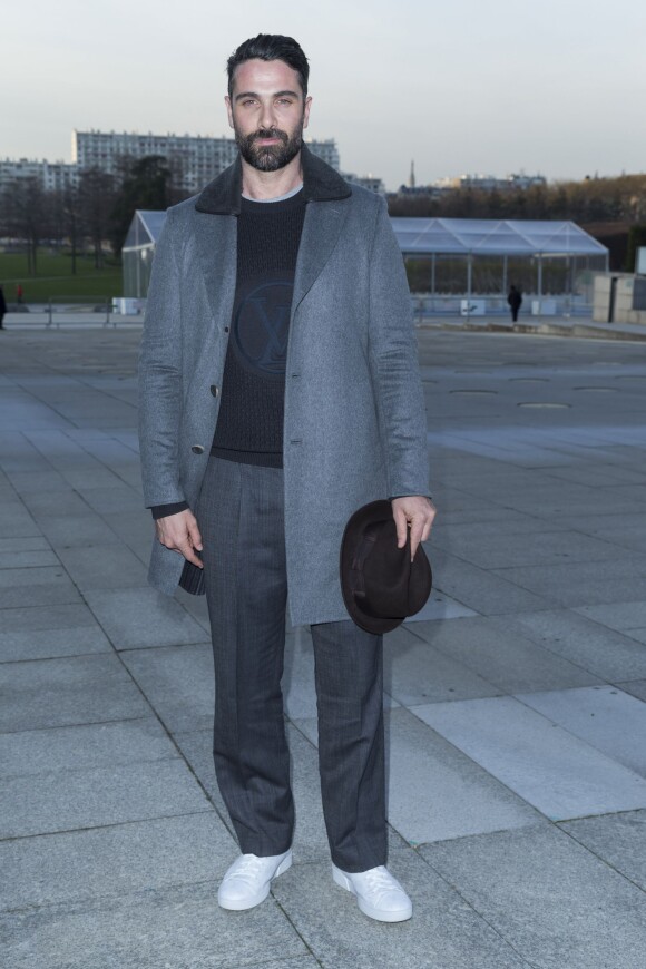 Luca Calvani - Défilé Louis Vuitton (collection homme automne-hiver 2016-2017) à la serre du parc André-Citroën. Paris, le 21 janvier 2016.
