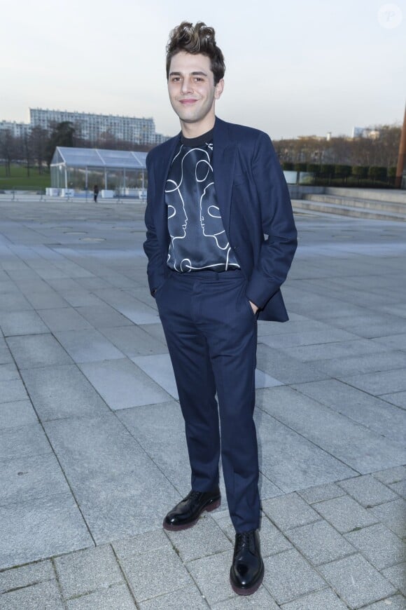 Xavier Dolan - Défilé Louis Vuitton (collection homme automne-hiver 2016-2017) à la serre du parc André-Citroën. Paris, le 21 janvier 2016.