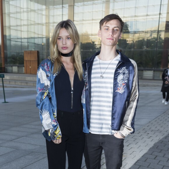 Georgia May Jagger et son compagnon Josh McLellan - Défilé Louis Vuitton (collection homme automne-hiver 2016-2017) à la serre du parc André-Citroën. Paris, le 21 janvier 2016.