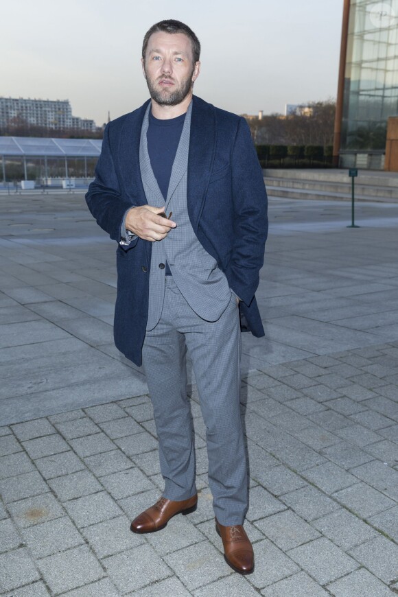 Joel Edgerton - Défilé Louis Vuitton (collection homme automne-hiver 2016-2017) à la serre du parc André-Citroën. Paris, le 21 janvier 2016.