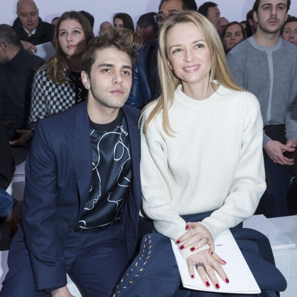 Xavier Dolan et Delphine Arnault - Défilé Louis Vuitton (collection homme automne-hiver 2016-2017) à la serre du parc André-Citroën. Paris, le 21 janvier 2016.