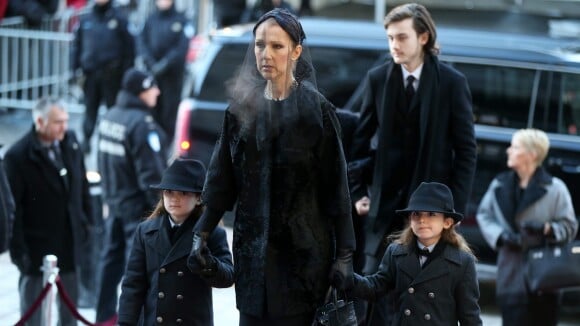 Céline Dion et ses enfants arrivent aux obsèques de René Angélil le 22 janvier 2016 à Montréal.