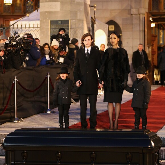Céline Dion, ses enfants René-Charles Angélil, les jumeaux Nelson Angélil et Eddy Angélil - Sorties des obsèques nationales de René Angélil en la Basi­lique Notre-Dame de Montréal, le 22 janvier 2016.© Morgan Dessales/Bestimage