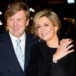 Le roi Willem-Alexander et la reine Maxima des Pays-Bas au Palais des beaux-arts de Bruxelles le 22 janvier 2016 pour un concert donné en l'honneur de la présidence néerlandaise de l'Union européenne.