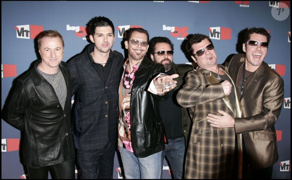 INXS (Garry Beers, à gauche) lors d'une soirée VH1 à Los Angeles en décembre 2005