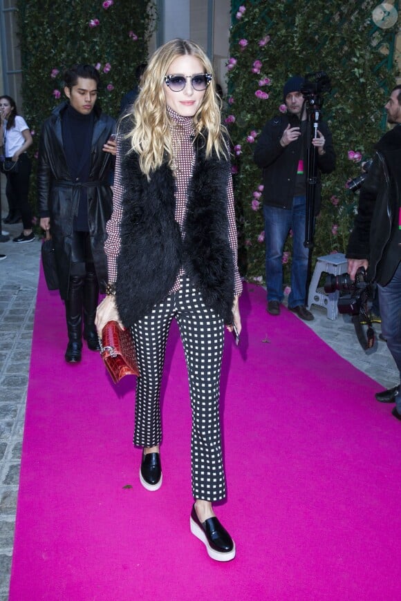Olivia Palermo - Arrivées au défilé de mode Haute Couture Schiaparelli, printemps 2016, à Paris le 25 janvier 2016.