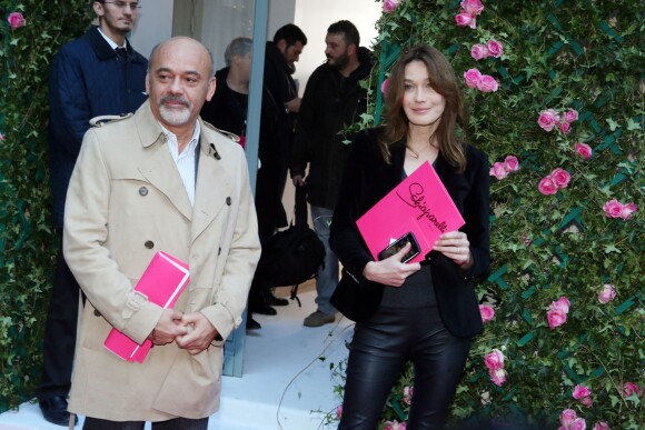 Christian Louboutin et Carla Bruni-Sarkozy - Sortie du défilé Haute Couture Schiaparelli Printemps 2016 à Paris, le 25 janvier 2016. ©CVS/Veeren/Bestimage