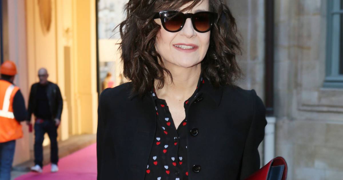 Valerie Lemercier Height Wit Haute Talent The French Icon You Cant Measure