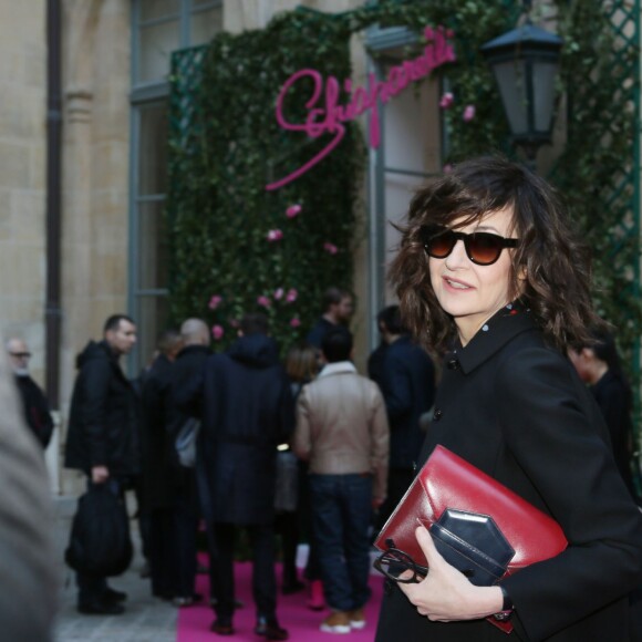 Valérie Lemercier - Défilé Haute Couture Schiaparelli Printemps 2016 à Paris, le 25 janvier 2016. ©CVS/Veeren/Bestimage