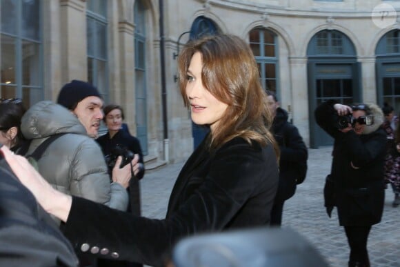 Carla Bruni-Sarkozy - Défilé Haute Couture Schiaparelli Printemps 2016 à Paris, le 25 janvier 2016. ©CVS/Veeren/Bestimage