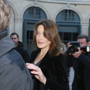 Carla Bruni-Sarkozy - Défilé Haute Couture Schiaparelli Printemps 2016 à Paris, le 25 janvier 2016. ©CVS/Veeren/Bestimage