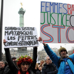 Manifestion pour demander la grâce de Jacqueline Sauvage à Paris, le 23 janvier 2016.