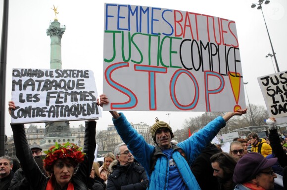Manifestion pour demander la grâce de Jacqueline Sauvage à Paris, le 23 janvier 2016.