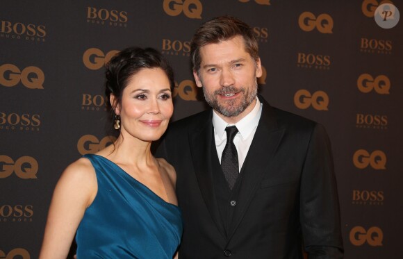 Nikolaj Coster-Waldau (Game of Thrones) et sa femme Nukâka (Nukaaka) Coster-Waldau - Photocall de la cérémonie des "GQ 2015, Les Hommes de l'Année" au Shangri-La Hotel à Paris, le 25 janvier 2016.