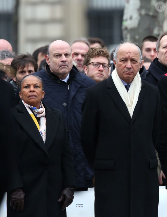 Christiane Taubira, Jean-Marie Le Guen, Laurent Fabius - Hommage rendu aux victimes des attentats de janvier et de novembre 2015, place de la République à Paris, le 10 janvier 2016.