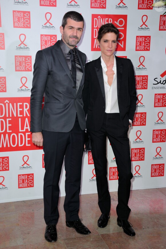 Hélène Fillières et son époux Matthieu Tarot - Dîner de la mode 2016 pour le Sidaction au pavillon d'Armenonville à Paris, le 28 janvier 2016.