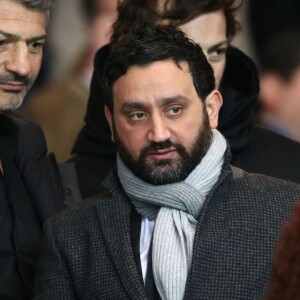 Cyril Hanouna - People lors du match de Ligue 1 Psg-Lyon lors de la 18e journée au Parc des Princes à Paris, le 13 décembre 2015.