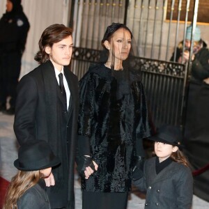 Céline Dion, ses enfants René-Charles Angélil, les jumeaux Nelson Angélil et Eddy Angélil à la sortie des obsèques nationales de René Angélil en la Basi­lique Notre-Dame de Montréal, le 22 janvier 2016 © Dominique Jacovides