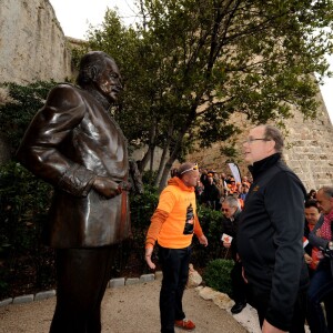 Le prince Albert II de Monaco a participé à la deuxième marche organisée par la Fondation Flavien à l'occasion de la Journée Internationale des Cancers Pédiatriques et des Maladies Rares à Monaco le 31 janvier 2016. La princesse Caroline de Hanovre, accompagnée de sa fille la princesse Alexandra et de sa belle-fille Beatrice Borromeo, l'a rejoint vers la fin du parcours, avant une cérémonie sur la Place d'Armes de la principauté. © Bruno Bebert / Pool Restreint / Bestimage