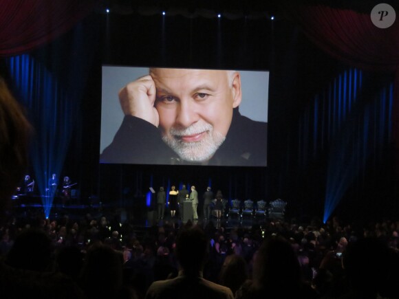 Céline Dion assiste à la cérémonie en hommage à son mari René Angélil, intitulée "Celebration of Life" avec son fils aîné René-Charles au Caesars Palace de Las Vegas le 3 février 2016.
