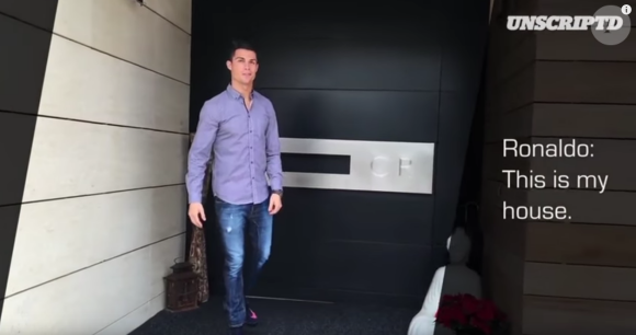 Cristiano Ronaldo nous fait visiter sa maison à Madrid - décembre 2015