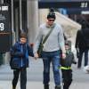 Exclusif - Tom Brady et ses fils Benjamin et John à New York, le 30 janvier 2016.