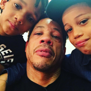 JoeyStarr et ses deux ainés Khalil et Mathis, en janvier 2016