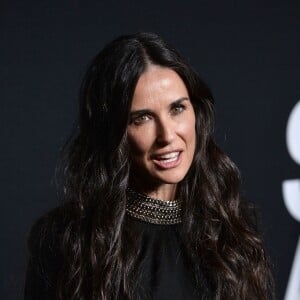 Demi Moore assiste au défilé "Saint Laurent at the Palladium" à l'Hollywood Palladium. Los Angeles, le 10 février 2016.