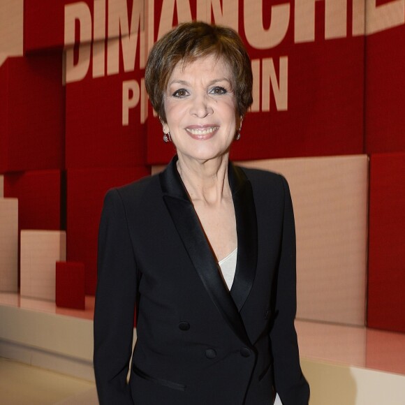 Catherine Laborde - Enregistrement de l'émission "Vivement Dimanche" consacrée à Catherine Laborde à Paris le 10 février 2016. Diffusion sur France 2, à 14h15 le 14 février 2016. ©Coadic Guirec/Bestimage