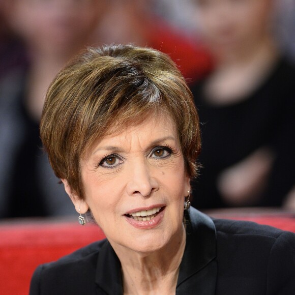 Catherine Laborde - Enregistrement de l'émission "Vivement Dimanche" consacrée à Catherine Laborde à Paris le 10 février 2016. Diffusion sur France 2, à 14h15 le 14 février 2016. ©Coadic Guirec/Bestimage