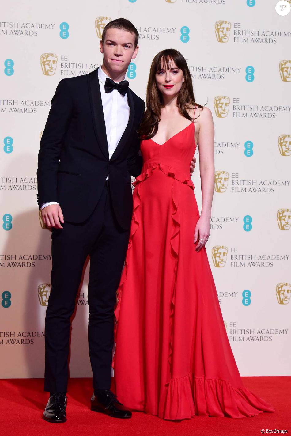 Dakota Johnson Et Will Poulter 69e Cérémonie Des British Academy Film Awards Bafta à Londres 