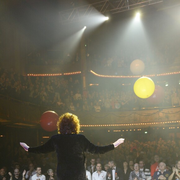 Exclusif - Concert de Régine au théâtre des Folies Bergère à Paris le 14 février 2016. ©Coadic Guirec/Bestimage