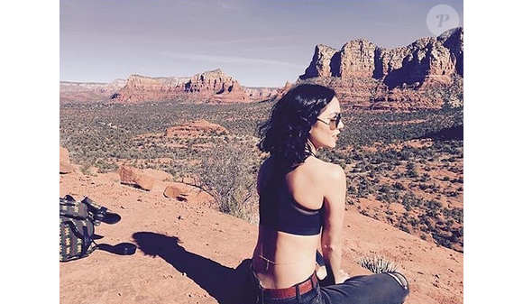 Vanessa Hudgens savoure la Saint-Valentin avec son petit ami Austin Butler dans les montagnes de l'Arizona. Photo publiée sur Instagram, le 15 février 2016.