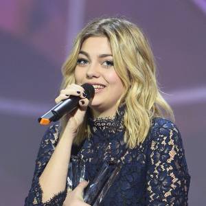 Louane, lors de la cérémonie des 31e Victoires de la Musique au Zénith de Paris le 12 février 2016 © Guirec Coadic